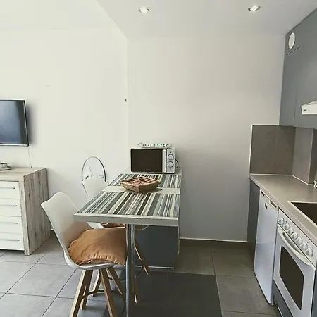 Mng-apart Playa Americas Honda *